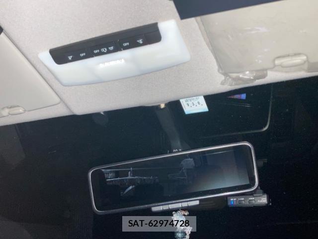 Nissan SERENA 2018-03 8686538-25