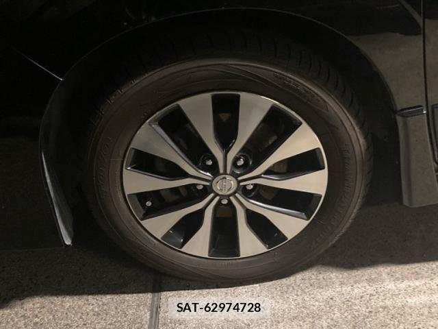 Nissan SERENA 2018-03 8686538-4