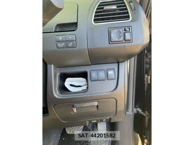 Nissan SERENA 2013-09 8686540-14