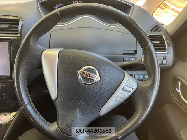 Nissan SERENA 2013-09 8686540-15