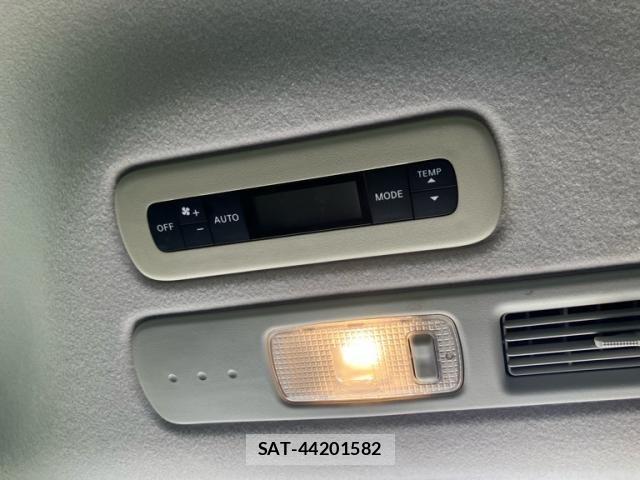 Nissan SERENA 2013-09 8686540-22