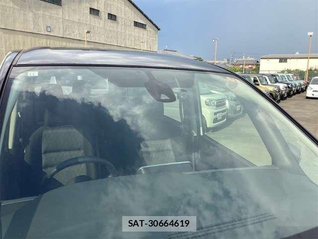 Nissan SERENA 2021-11 8686524-9