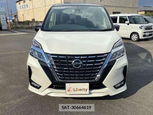 Nissan SERENA 2021-11 8686524-12