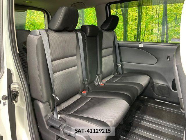 Nissan SERENA 2021-09 8686526-8