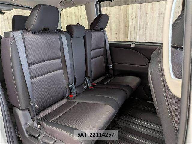 Nissan SERENA 2018-11 8745765-9