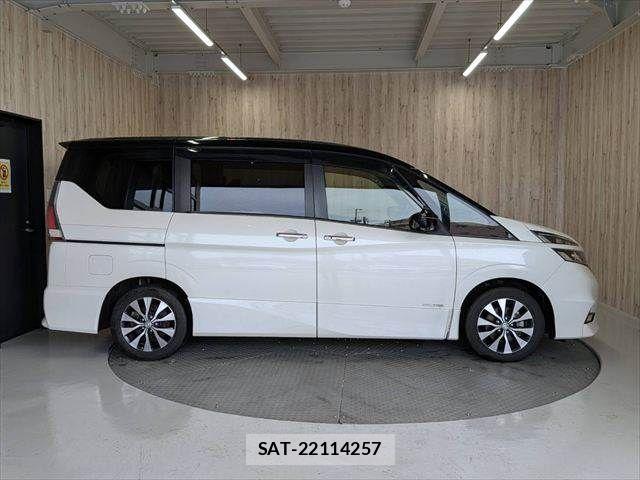 Nissan SERENA 2018-11 8745765-18