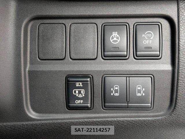 Nissan SERENA 2018-11 8745765-7