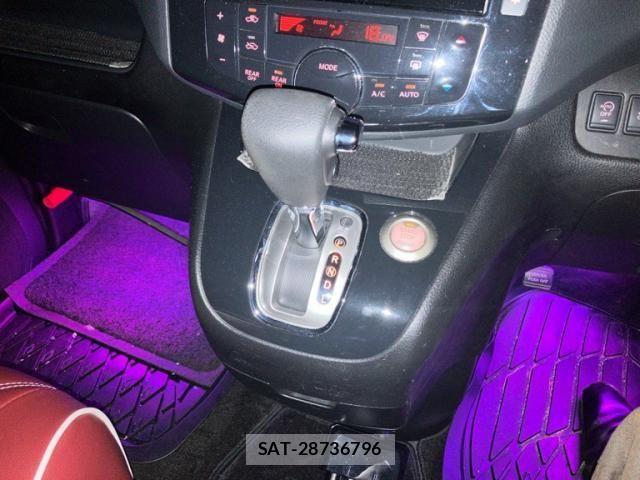 Nissan SERENA 2013-07 8745802-10