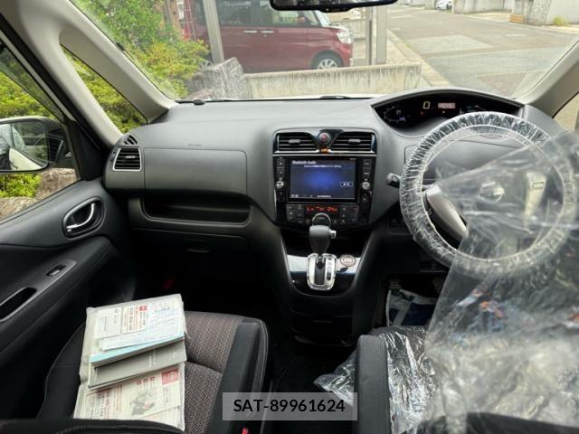Nissan SERENA 2014-11 8745806-9