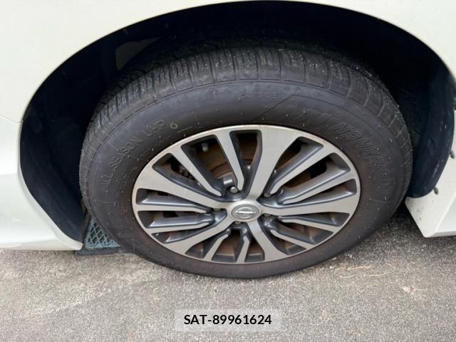 Nissan SERENA 2014-11 8745806-23