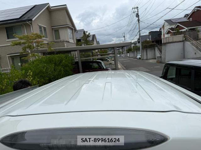Nissan SERENA 2014-11 8745806-5