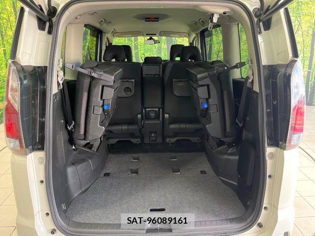 Nissan SERENA 2017-01 8745774-10