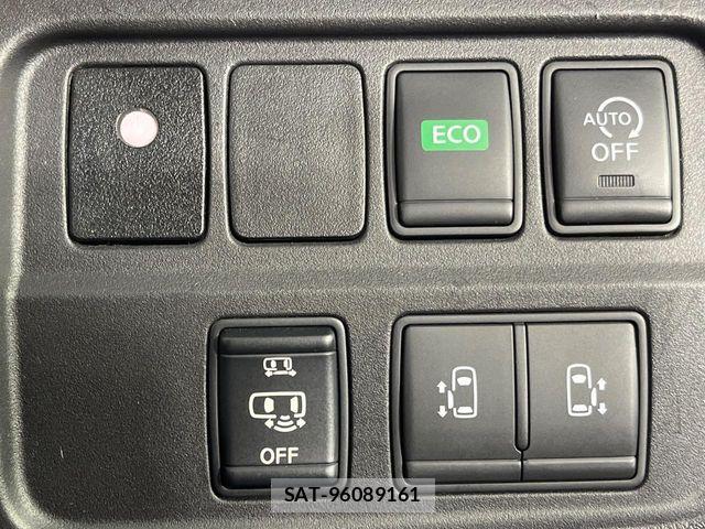 Nissan SERENA 2017-01 8745774-3