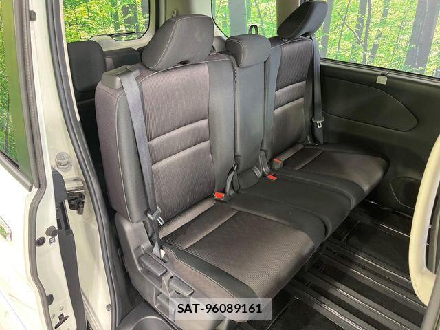 Nissan SERENA 2017-01 8745774-8