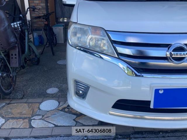 Nissan SERENA 2013-11 8745808-3