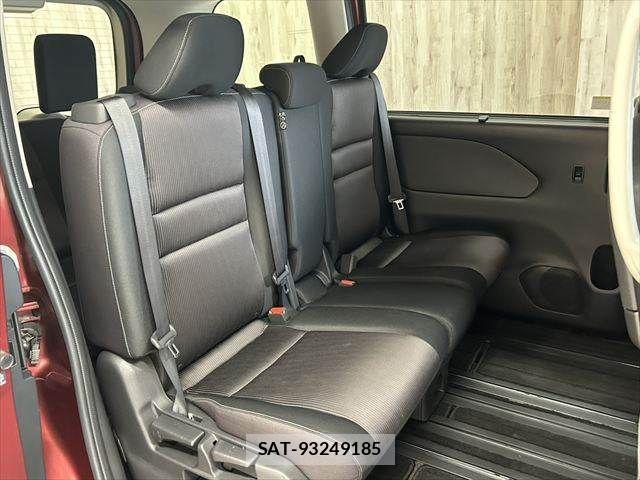 Nissan SERENA 2016-12 8745783-11