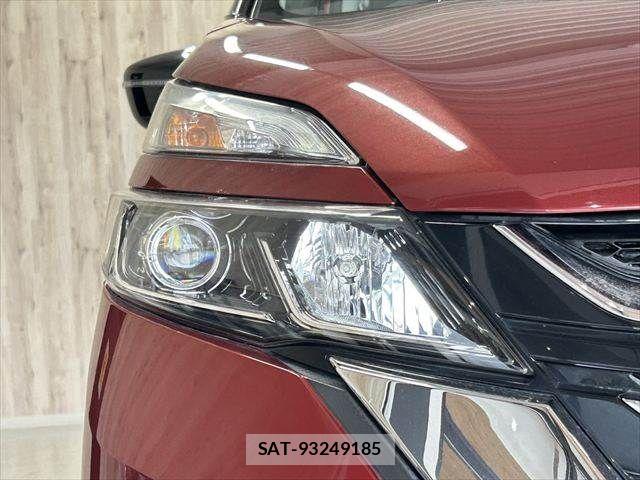Nissan SERENA 2016-12 8745783-26