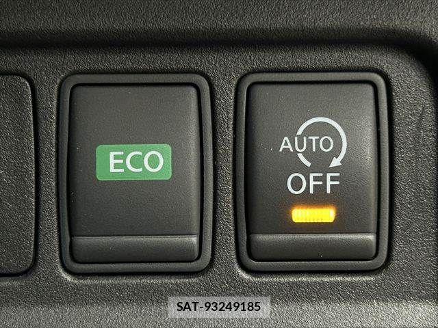 Nissan SERENA 2016-12 8745783-7