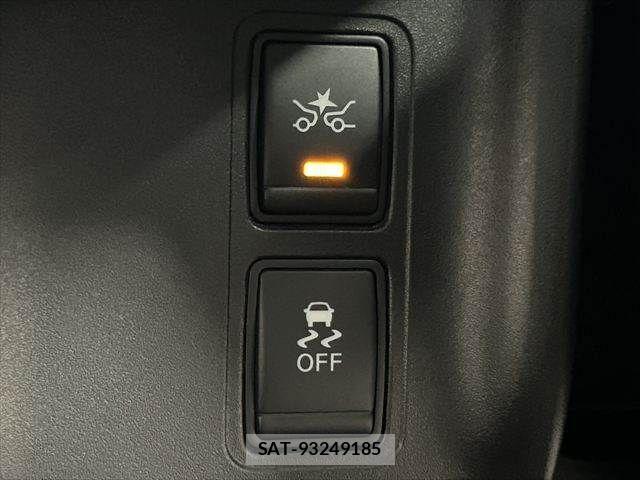 Nissan SERENA 2016-12 8745783-8