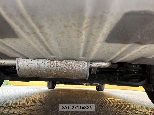 Nissan SERENA 2014-02 8745797-19
