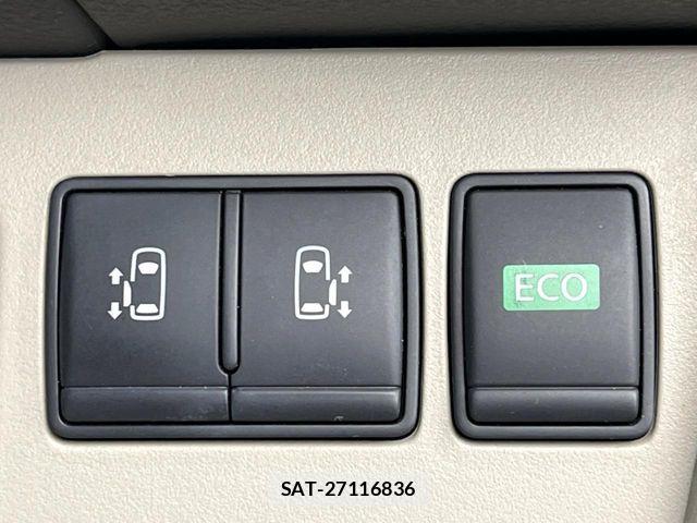 Nissan SERENA 2014-02 8745797-4