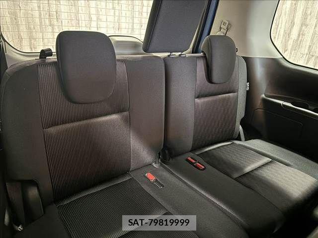 Nissan SERENA 2016-09 8745793-10