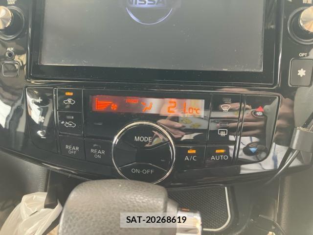 Nissan SERENA 2013-09 8745816-19