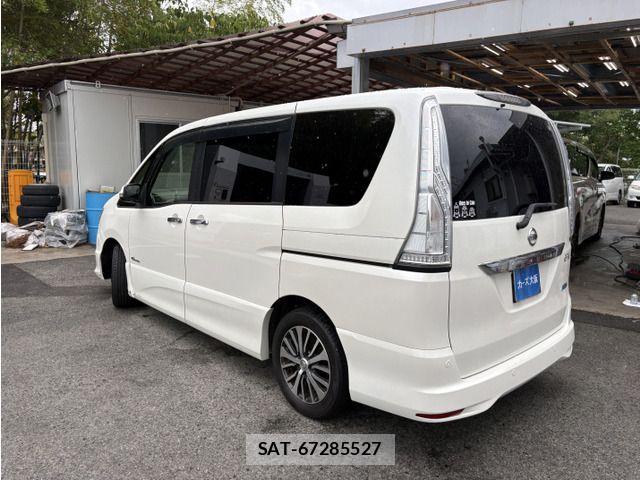 Nissan SERENA 2015-01 8745801-3