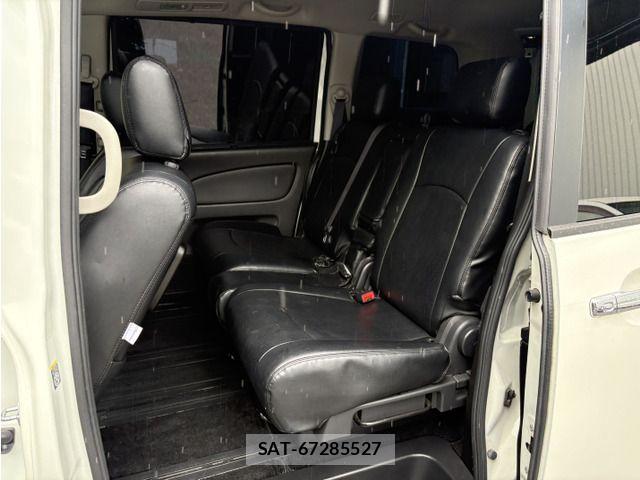Nissan SERENA 2015-01 8745801-4