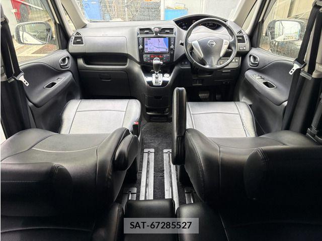 Nissan SERENA 2015-01 8745801-5