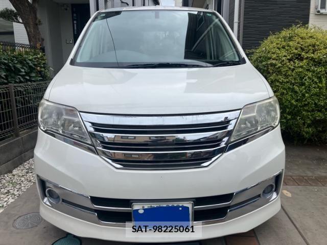 Nissan SERENA 2013-11 8745790-0