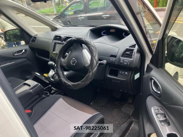 Nissan SERENA 2013-11 8745790-15