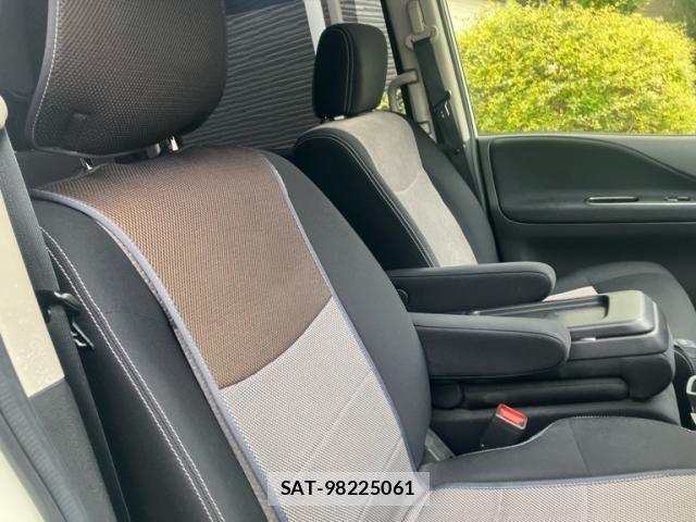 Nissan SERENA 2013-11 8745790-16