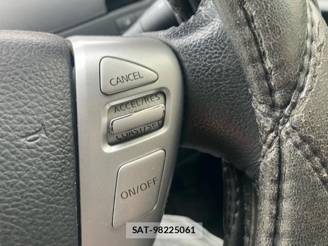 Nissan SERENA 2013-11 8745790-22