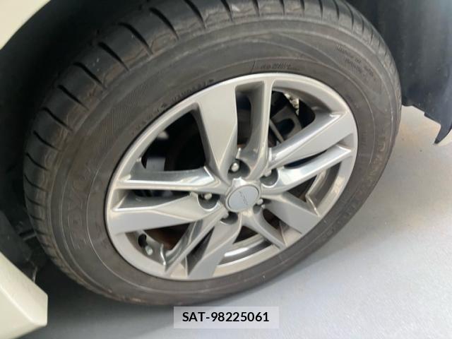 Nissan SERENA 2013-11 8745790-7