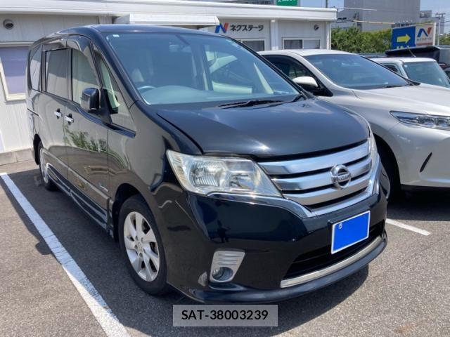 Nissan SERENA 2013-11 8745805-0