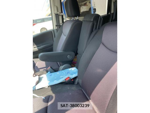 Nissan SERENA 2013-11 8745805-10