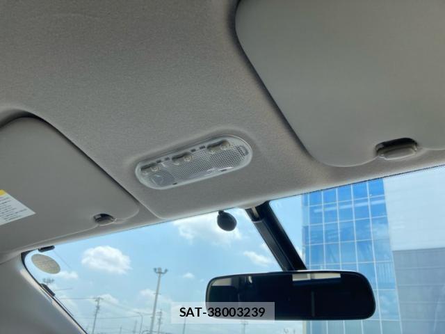 Nissan SERENA 2013-11 8745805-26