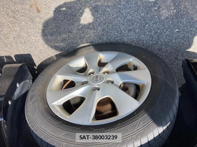 Nissan SERENA 2013-11 8745805-5
