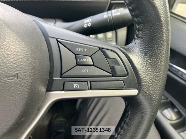 Nissan SERENA 2016-10 8745785-22