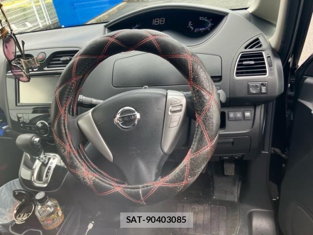 Nissan SERENA 2013-09 8745812-13