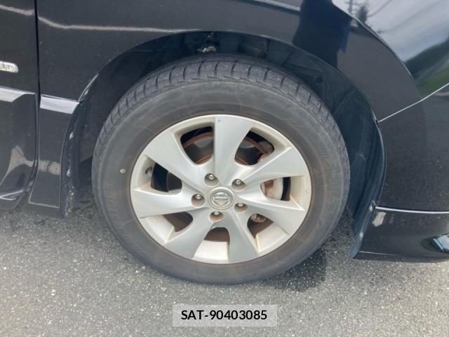 Nissan SERENA 2013-09 8745812-4