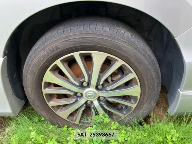 Nissan SERENA 2014-04 8745809-5