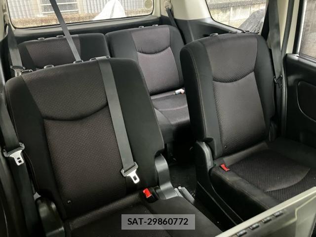 Nissan SERENA 2012-08 8745810-11