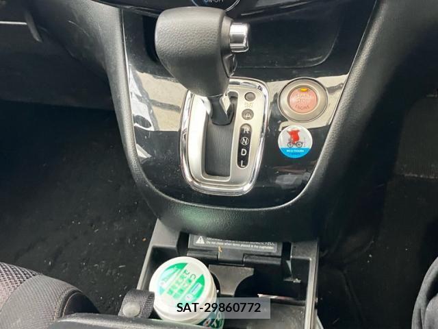Nissan SERENA 2012-08 8745810-19