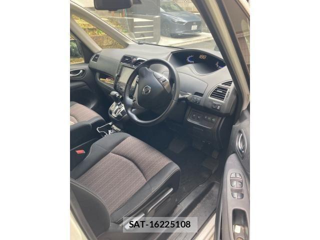 Nissan SERENA 2015-09 8745799-10