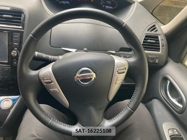 Nissan SERENA 2015-09 8745799-16