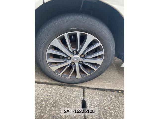 Nissan SERENA 2015-09 8745799-4
