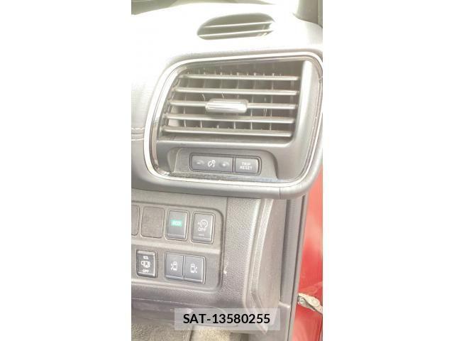Nissan SERENA 2018-05 8745798-10
