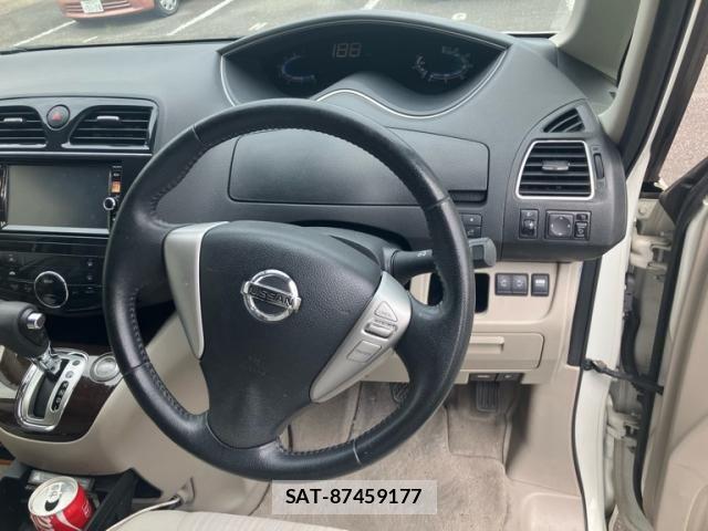 Nissan SERENA 2013-01 8745814-9